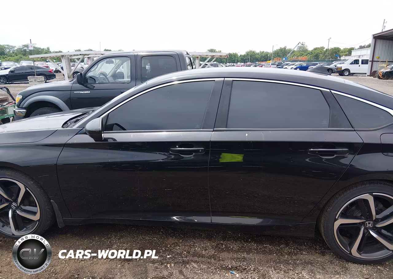 2018 Honda Accord Sport VIN:1HGCV1F31JA053728 - 14