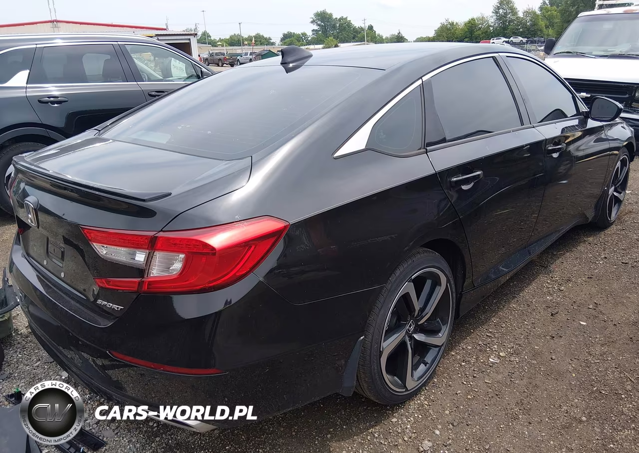 2018 Honda Accord Sport VIN:1HGCV1F31JA053728 - 4