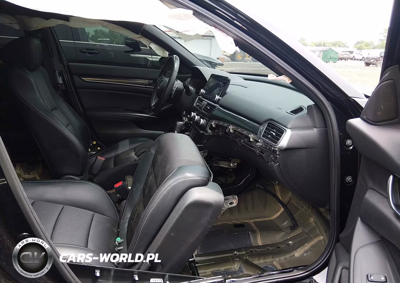 2018 Honda Accord Sport VIN:1HGCV1F31JA053728 - 5