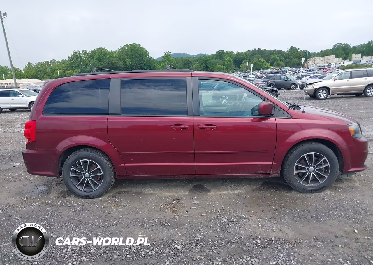 2017 Dodge Grand Caravan Gt VIN:2C4RDGEG4HR791886 - 13
