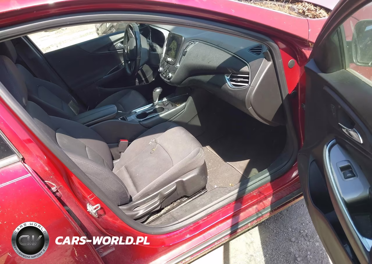 2018 Chevrolet Malibu Lt VIN:1G1ZD5ST9JF110780 - 5