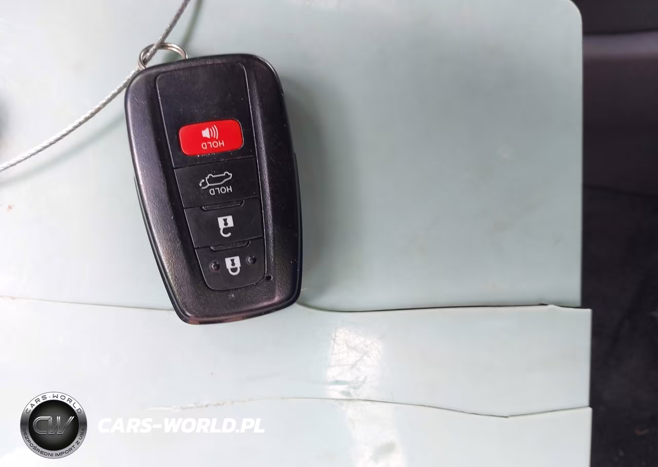 2022 Toyota Highlander Hybrid Platinum VIN:5TDEBRCH7NS088099 - 11
