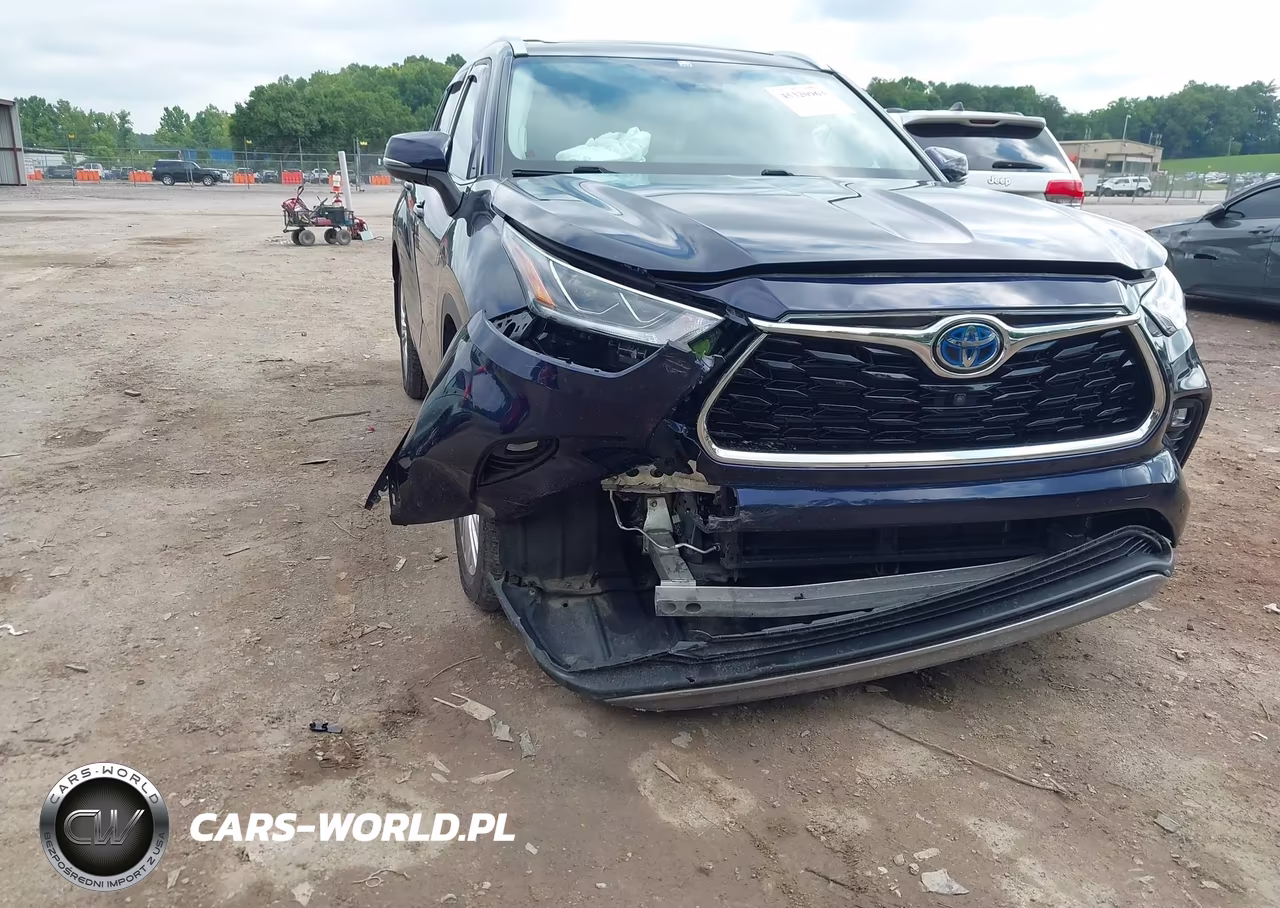 2022 Toyota Highlander Hybrid Platinum VIN:5TDEBRCH7NS088099 - 6