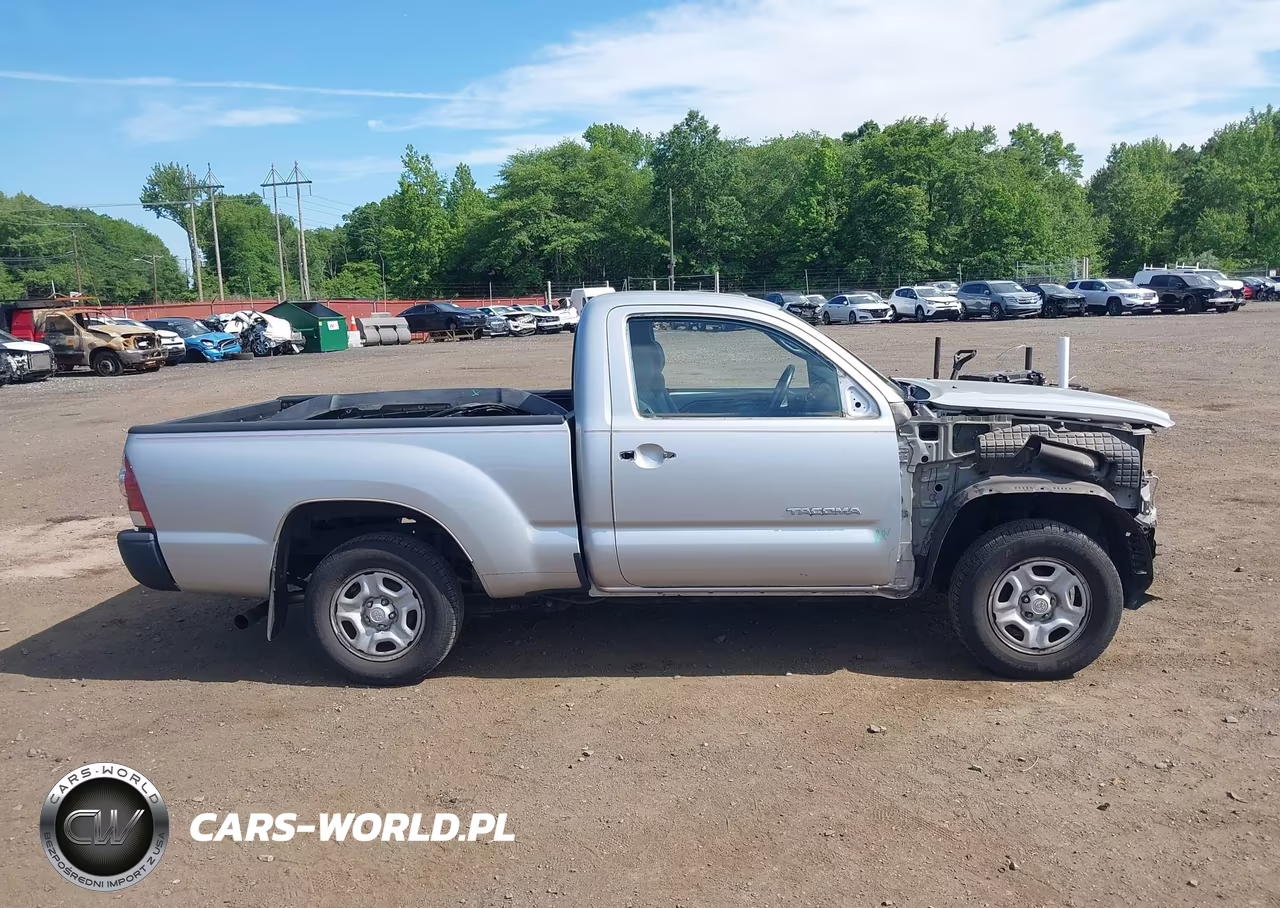 2010 Toyota Tacoma VIN:5TENX4CN5AZ700646 - 14