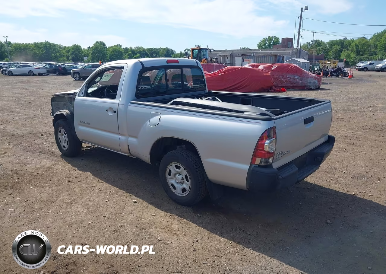 2010 Toyota Tacoma VIN:5TENX4CN5AZ700646 - 3