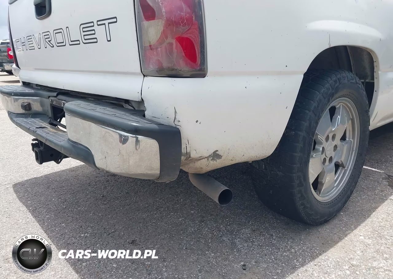 2003 Chevrolet Silverado 1500 Work Truck VIN:2GCEC19X631366198 - 13