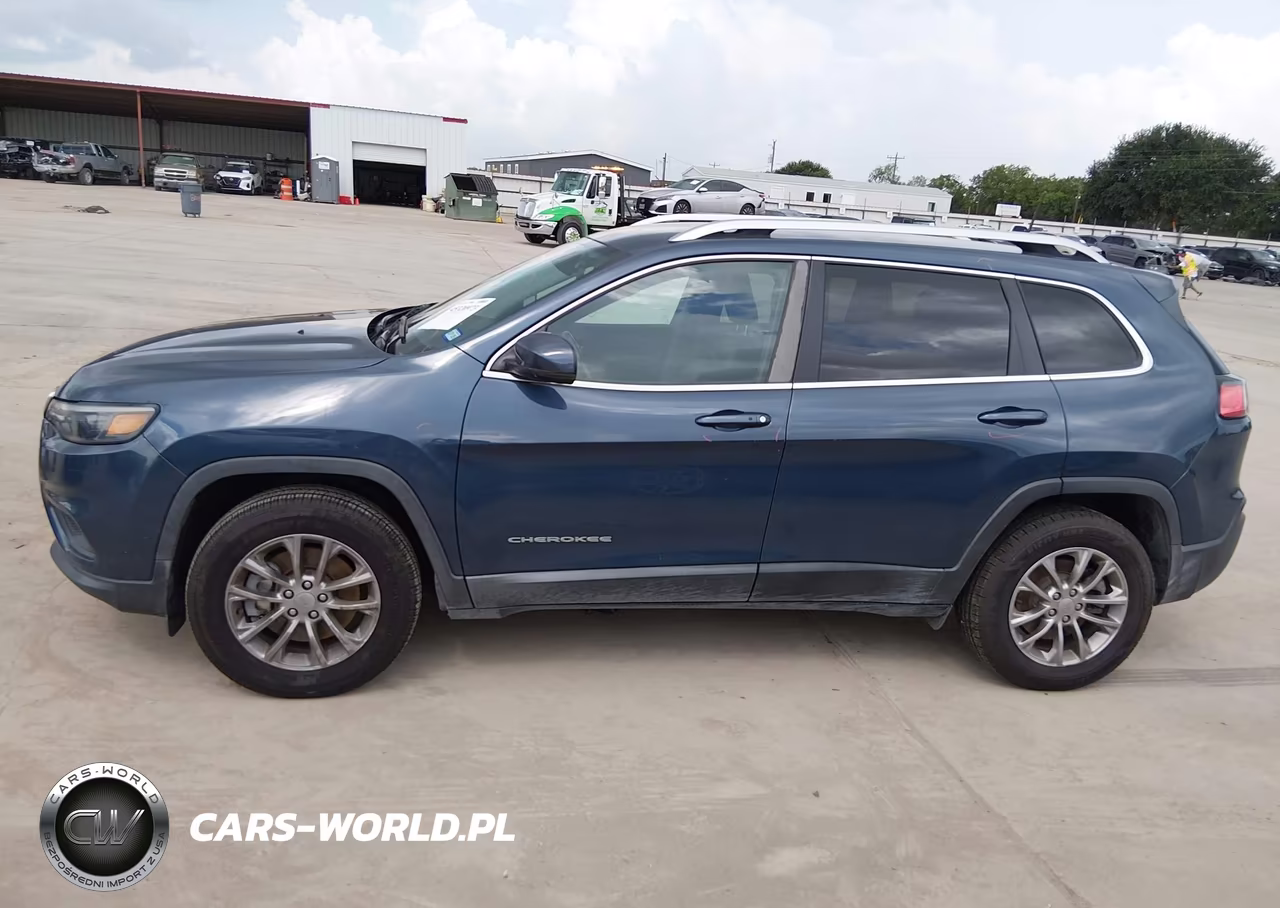 2020 Jeep Cherokee Latitude Plus 4X4 VIN:1C4PJMLB3LD623819 - 14