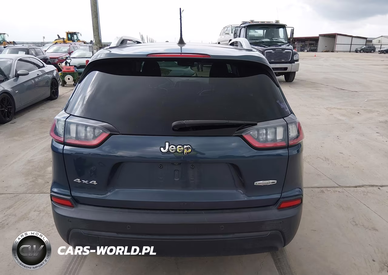 2020 Jeep Cherokee Latitude Plus 4X4 VIN:1C4PJMLB3LD623819 - 16