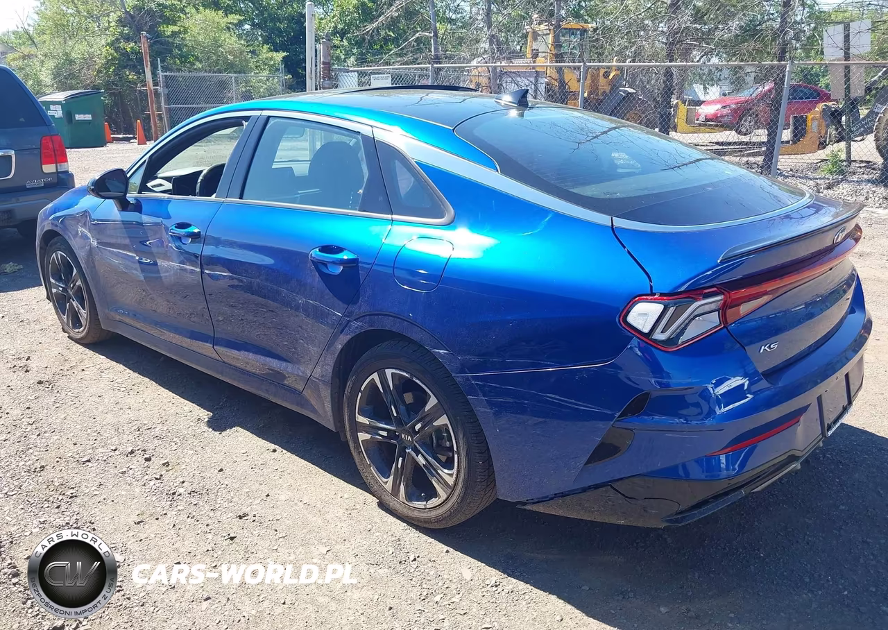 2021 Kia K5 Gt-Line VIN:5XXG64J20MG060093 - 3