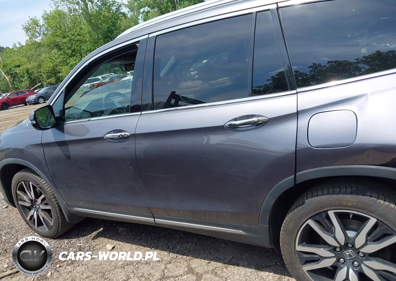 2019 Honda Pilot Elite VIN:5FNYF6H08KB015763 - 14