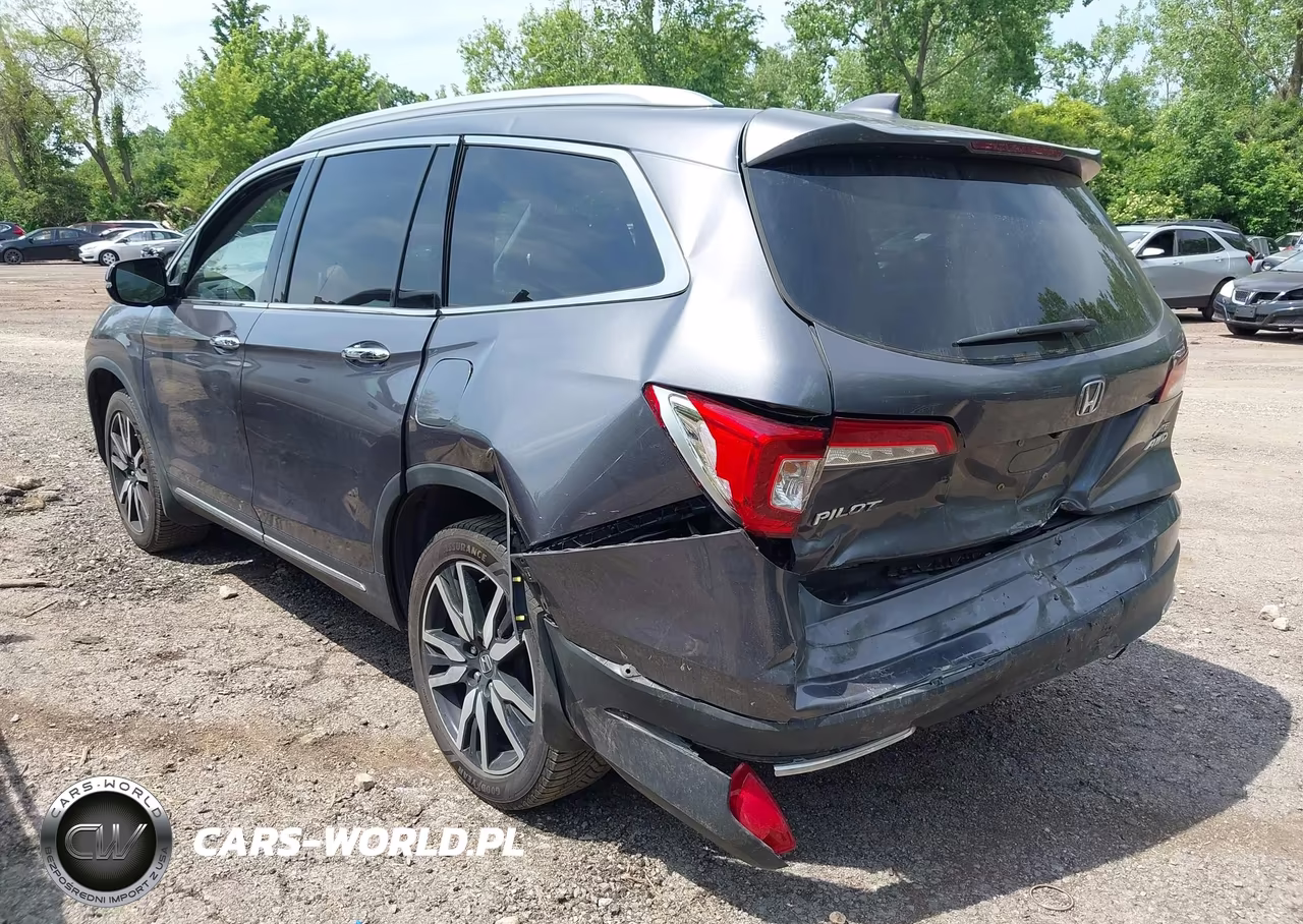 2019 Honda Pilot Elite VIN:5FNYF6H08KB015763 - 3