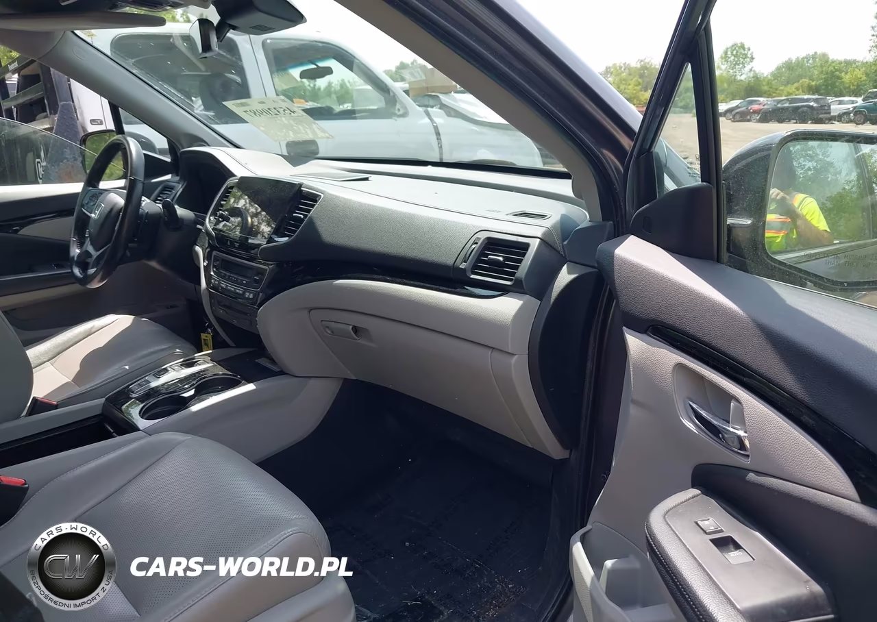 2019 Honda Pilot Elite VIN:5FNYF6H08KB015763 - 5