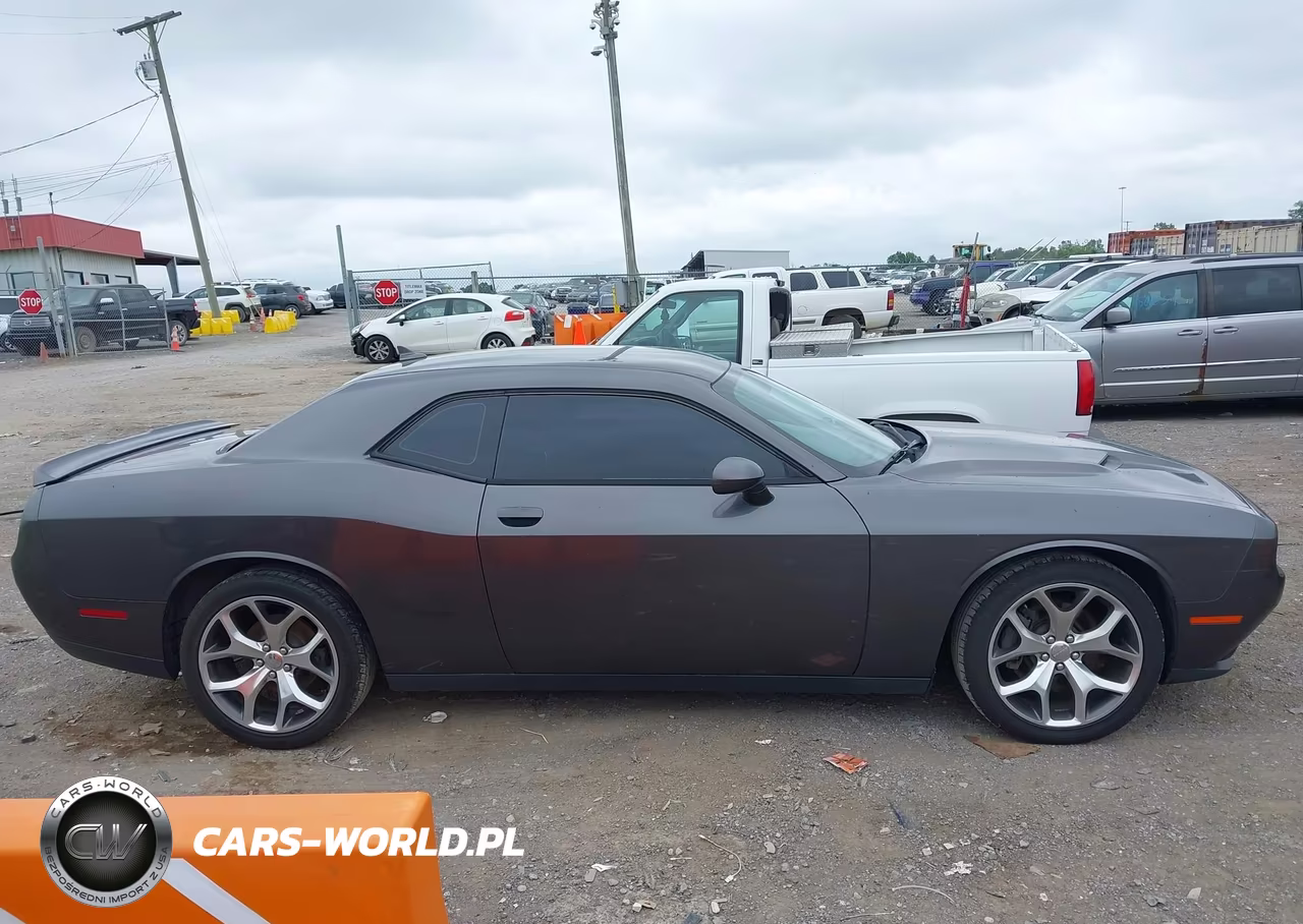 2015 Dodge Challenger Sxt Plus VIN:2C3CDZBG9FH724651 - 13