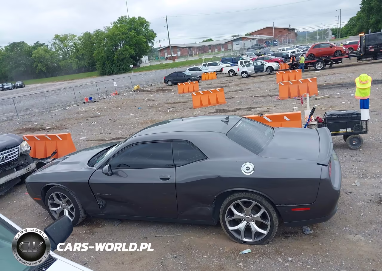 2015 Dodge Challenger Sxt Plus VIN:2C3CDZBG9FH724651 - 14