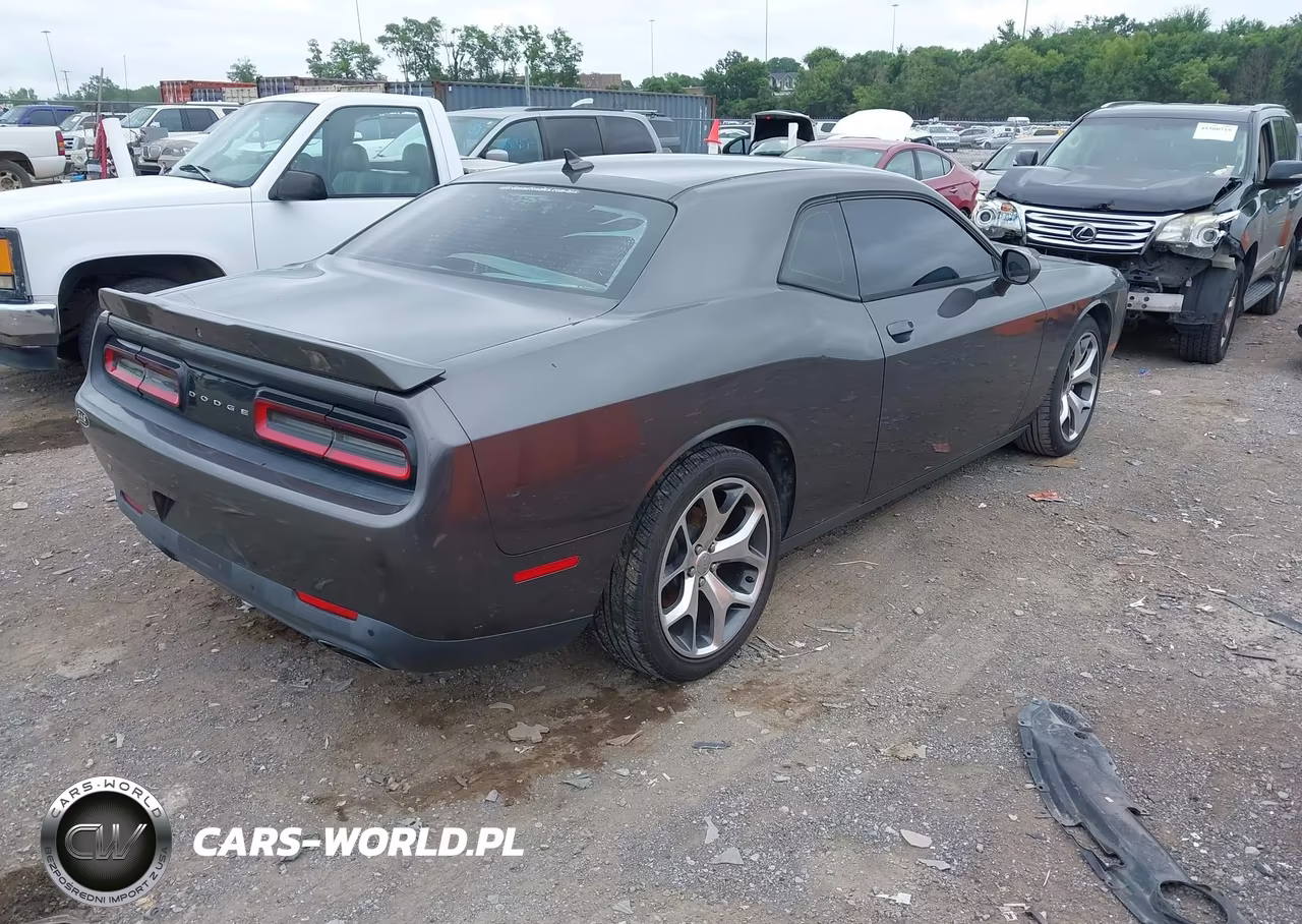 2015 Dodge Challenger Sxt Plus VIN:2C3CDZBG9FH724651 - 4