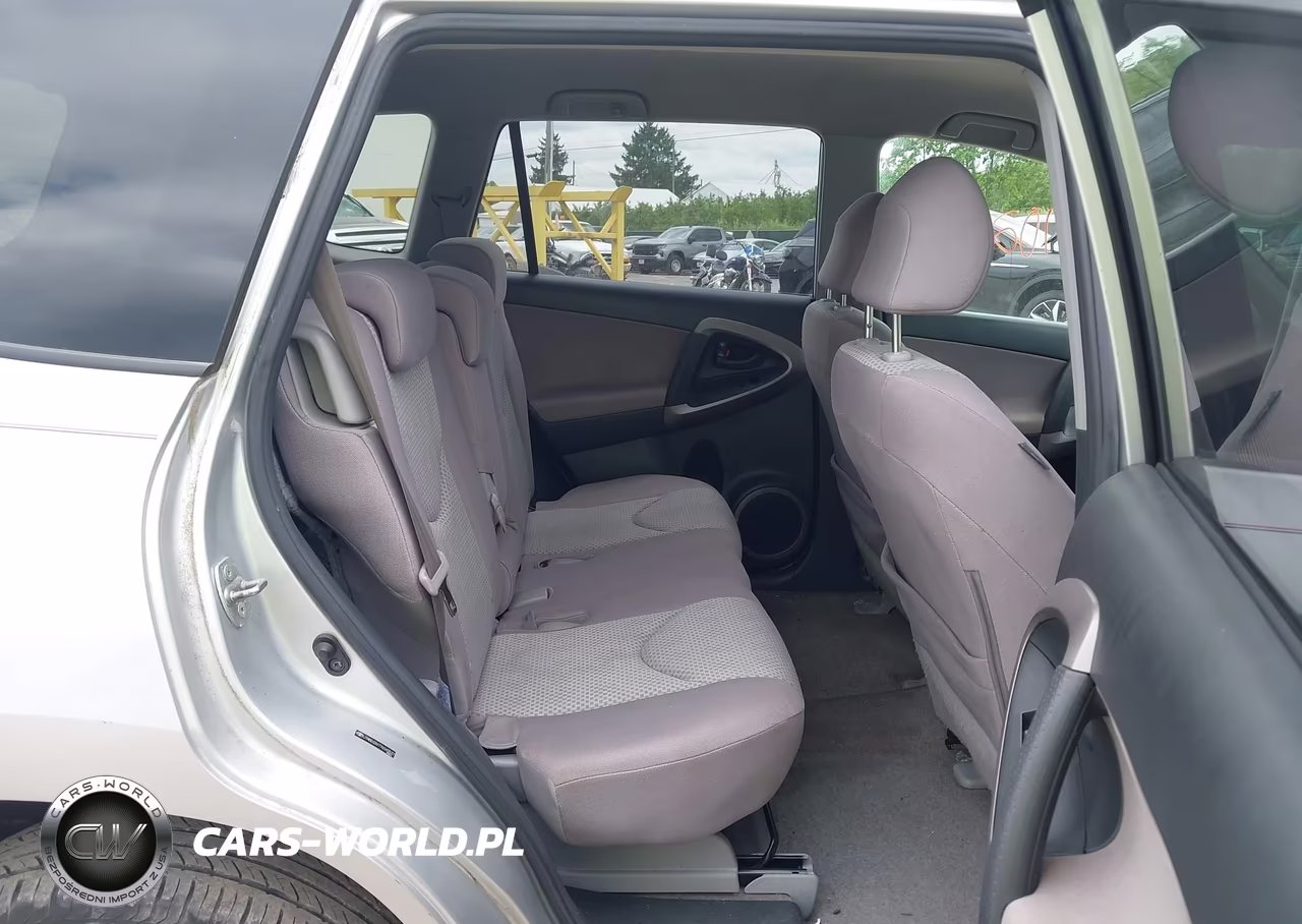 2007 Toyota Rav4 VIN:JTMBD33V776043537 - 8