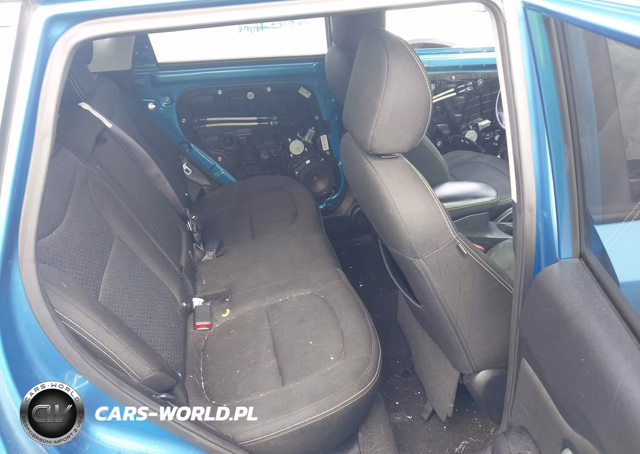 2016 Kia Soul + VIN:KNDJP3A58G7311186 - 8
