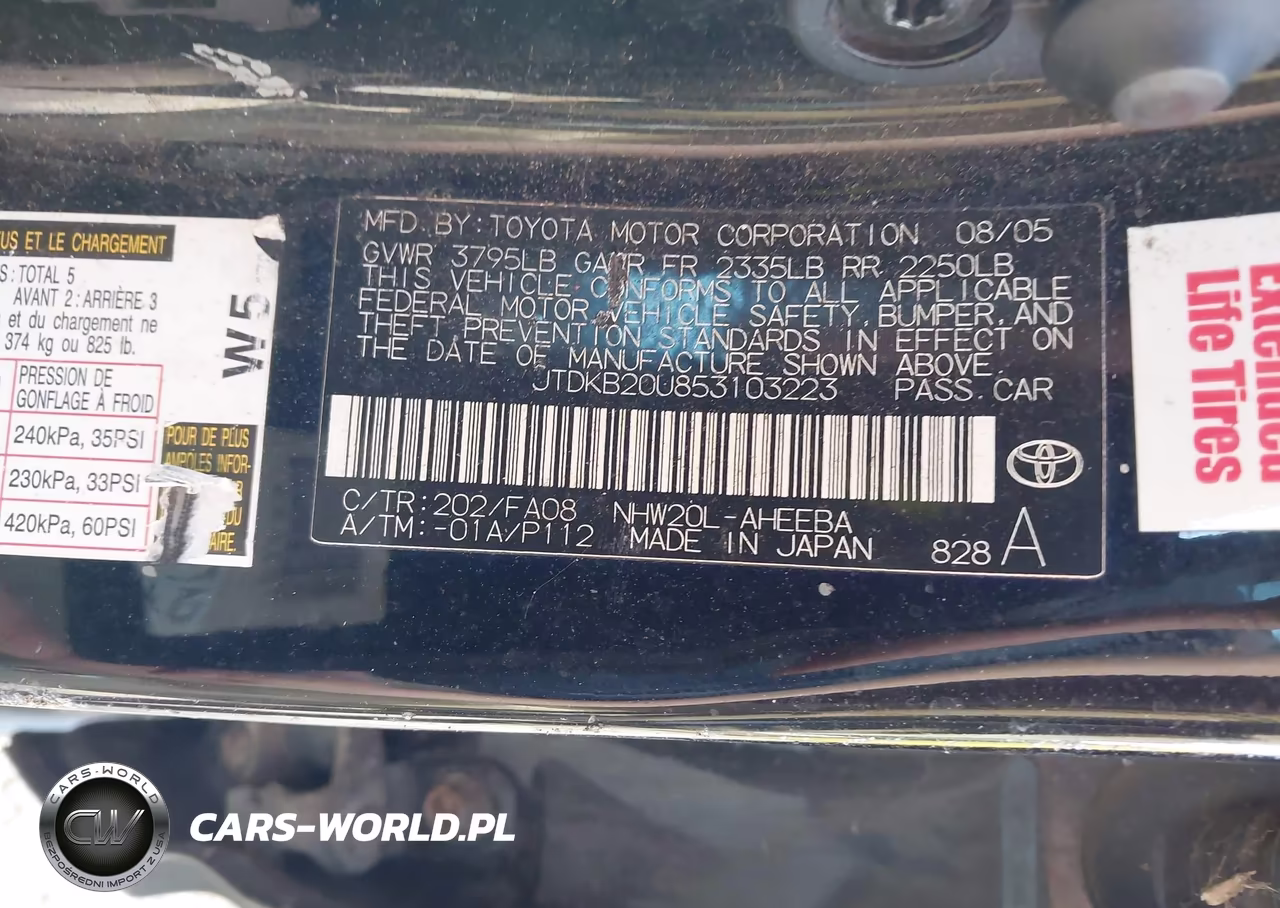 2005 Toyota Prius VIN:JTDKB20U853103223 - 9