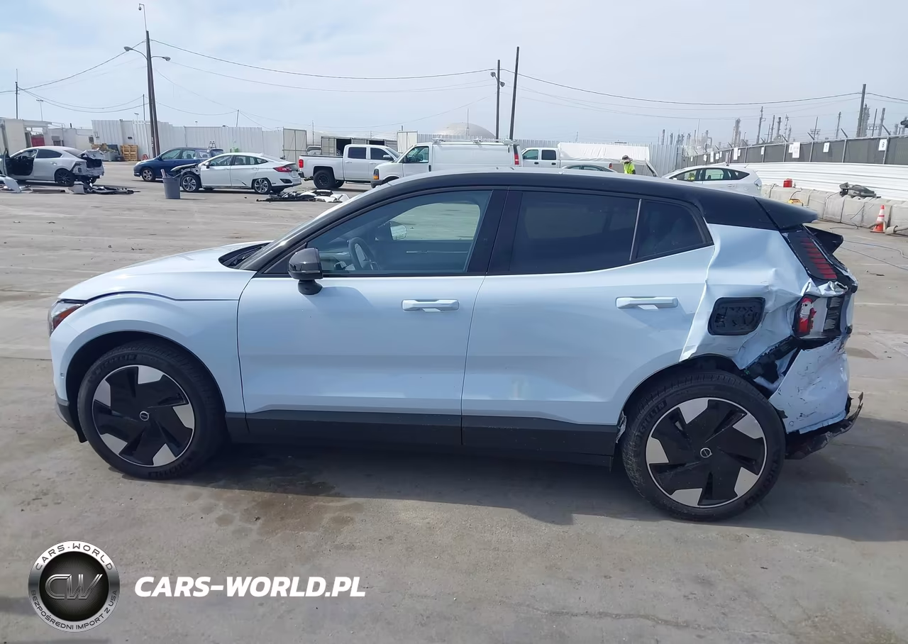2026 Volvo Ex30 Ultra Twin Motor Performance, Fully Electric VIN:YV4EK3ZL8T2618851 - 14