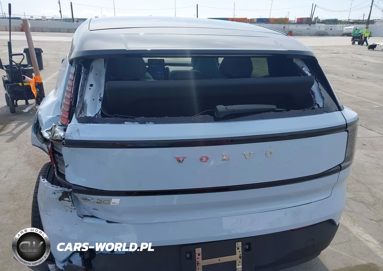2026 Volvo Ex30 Ultra Twin Motor Performance, Fully Electric VIN:YV4EK3ZL8T2618851 - 16