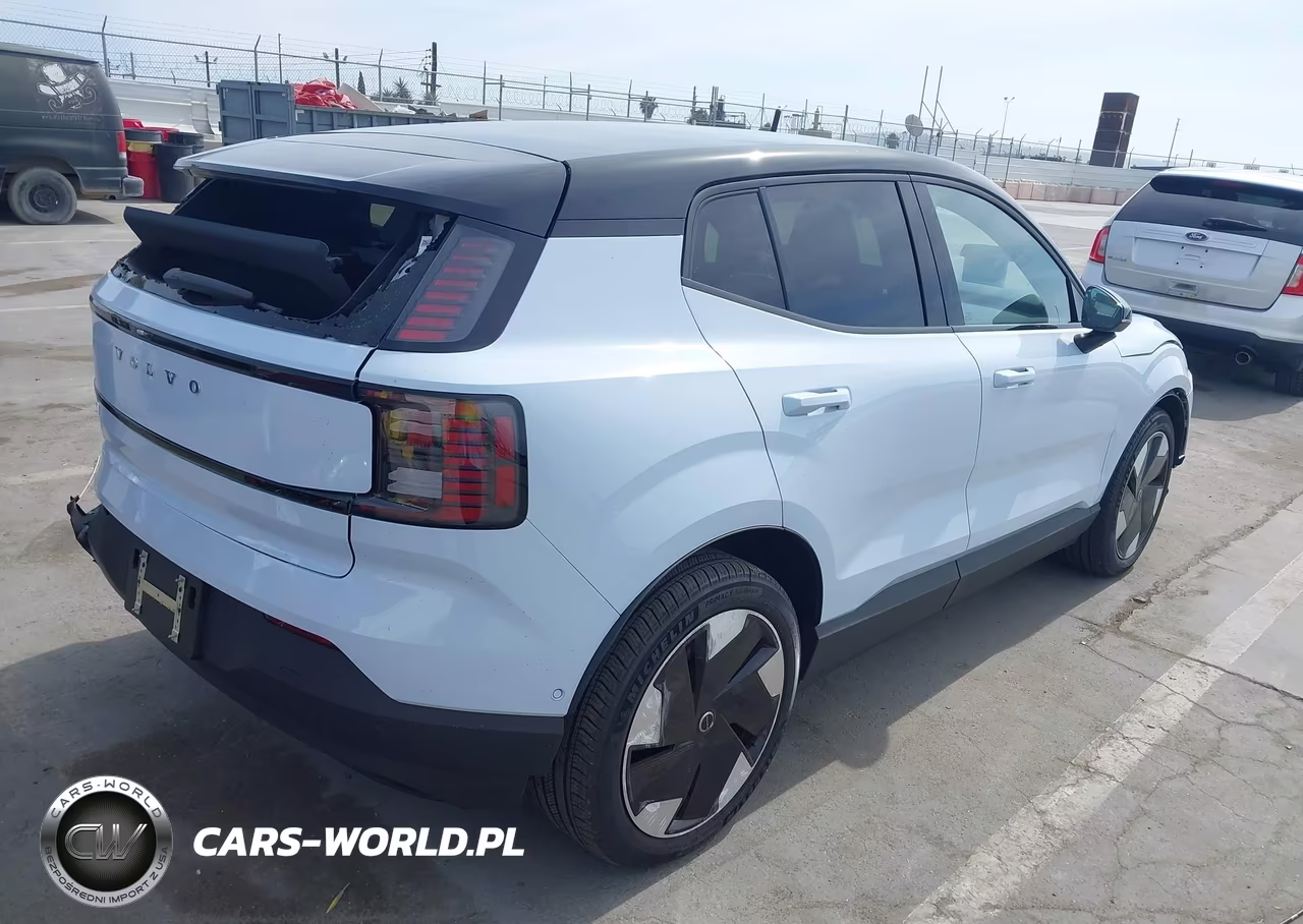 2026 Volvo Ex30 Ultra Twin Motor Performance, Fully Electric VIN:YV4EK3ZL8T2618851 - 4