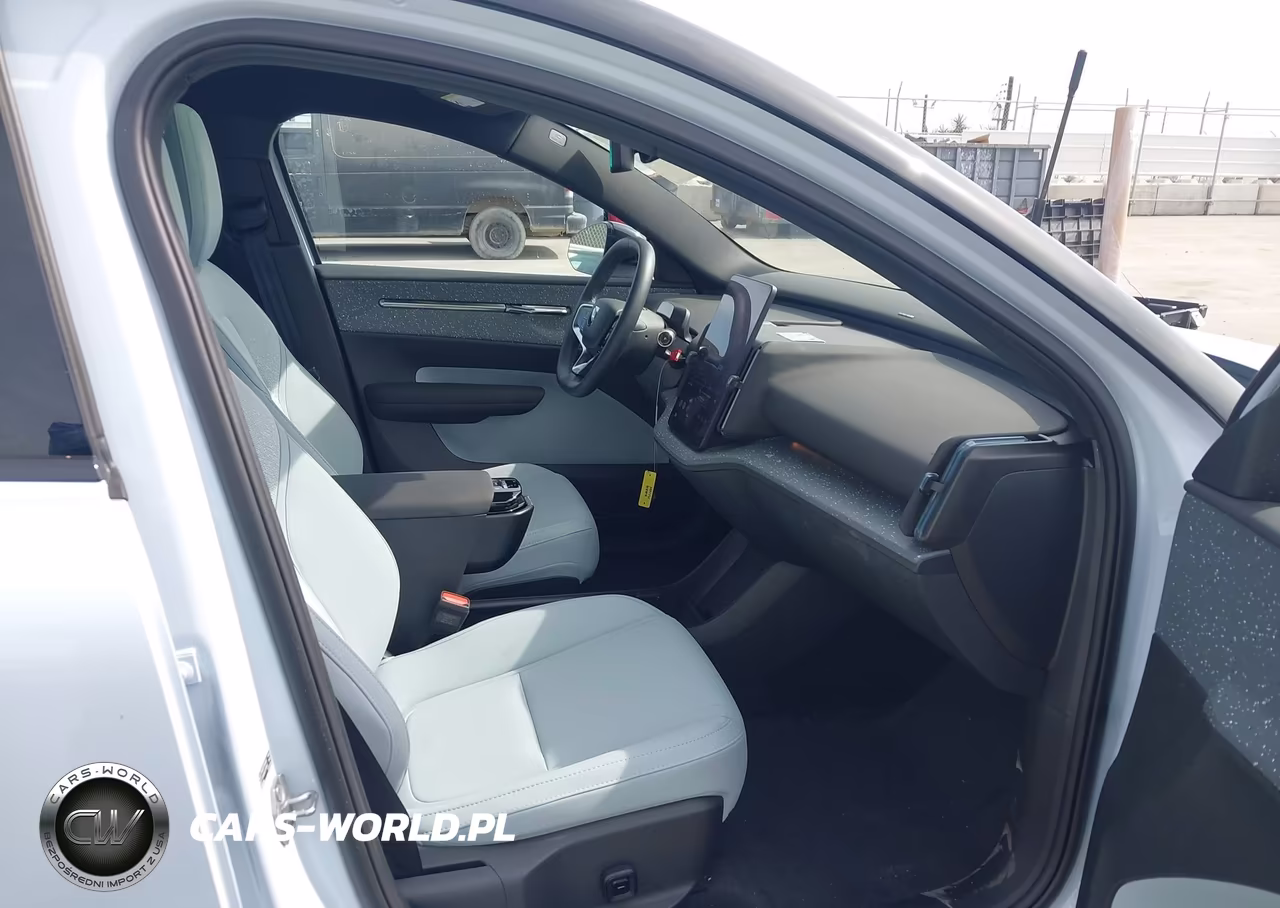 2026 Volvo Ex30 Ultra Twin Motor Performance, Fully Electric VIN:YV4EK3ZL8T2618851 - 5