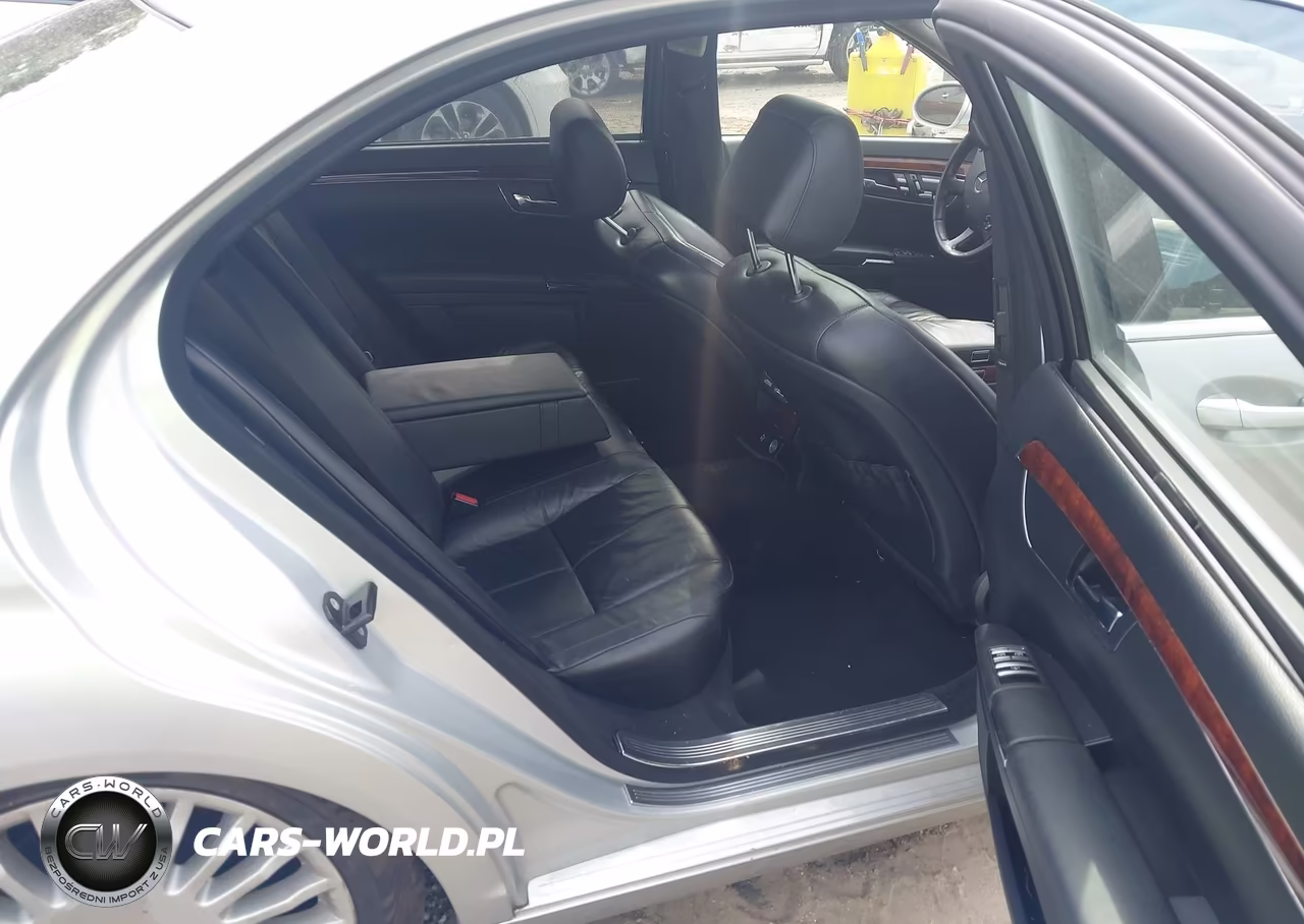 2007 Mercedes-Benz S 550 VIN:WDDNG71X17A030589 - 8
