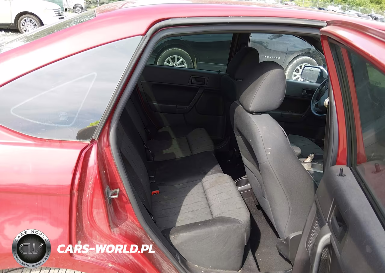2010 Ford Focus Se VIN:1FAHP3FN8AW106008 - 8