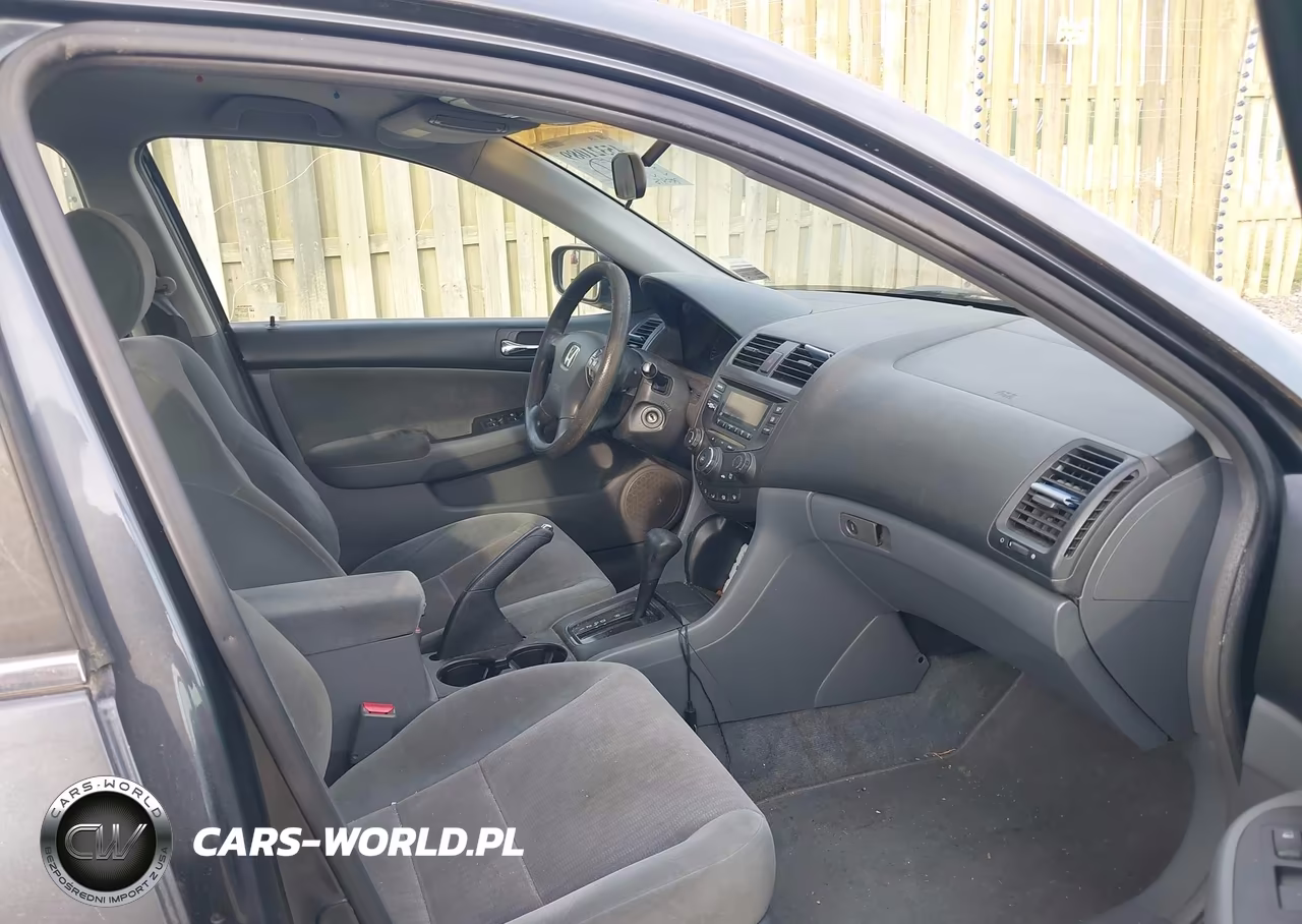 2003 Honda Accord 2.4 Lx VIN:1HGCM56313A115996 - 5