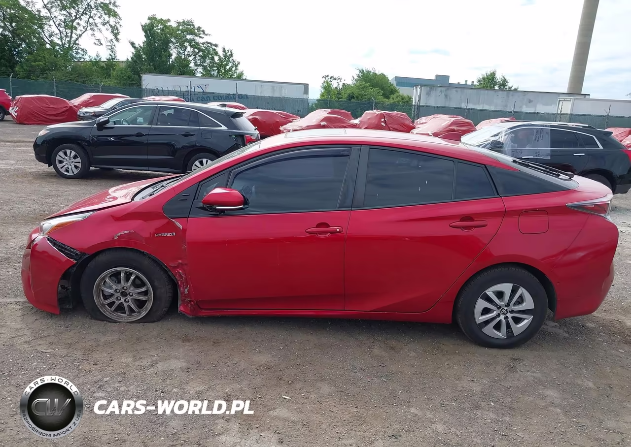2017 Toyota Prius Four VIN:JTDKARFU3H3538884 - 14