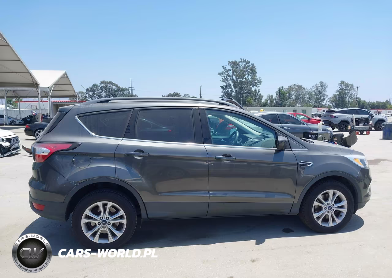 2018 Ford Escape Se VIN:1FMCU9GD0JUA99567 - 13