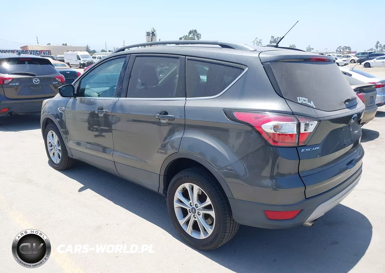 2018 Ford Escape Se VIN:1FMCU9GD0JUA99567 - 3