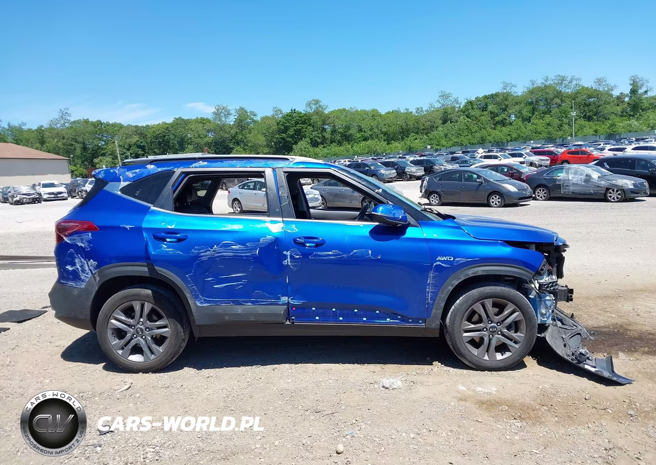 2021 Kia Seltos S VIN:KNDEUCAA3M7155268 - 14