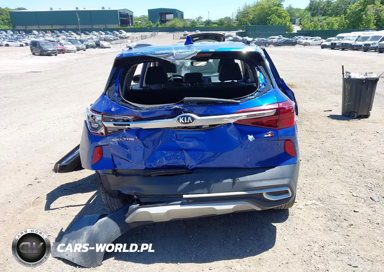 2021 Kia Seltos S VIN:KNDEUCAA3M7155268 - 17