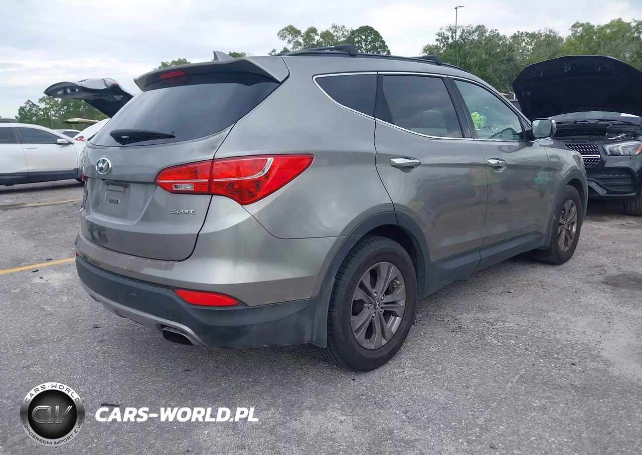 2013 Hyundai Santa Fe Sport VIN:5XYZU3LB4DG096015 - 4