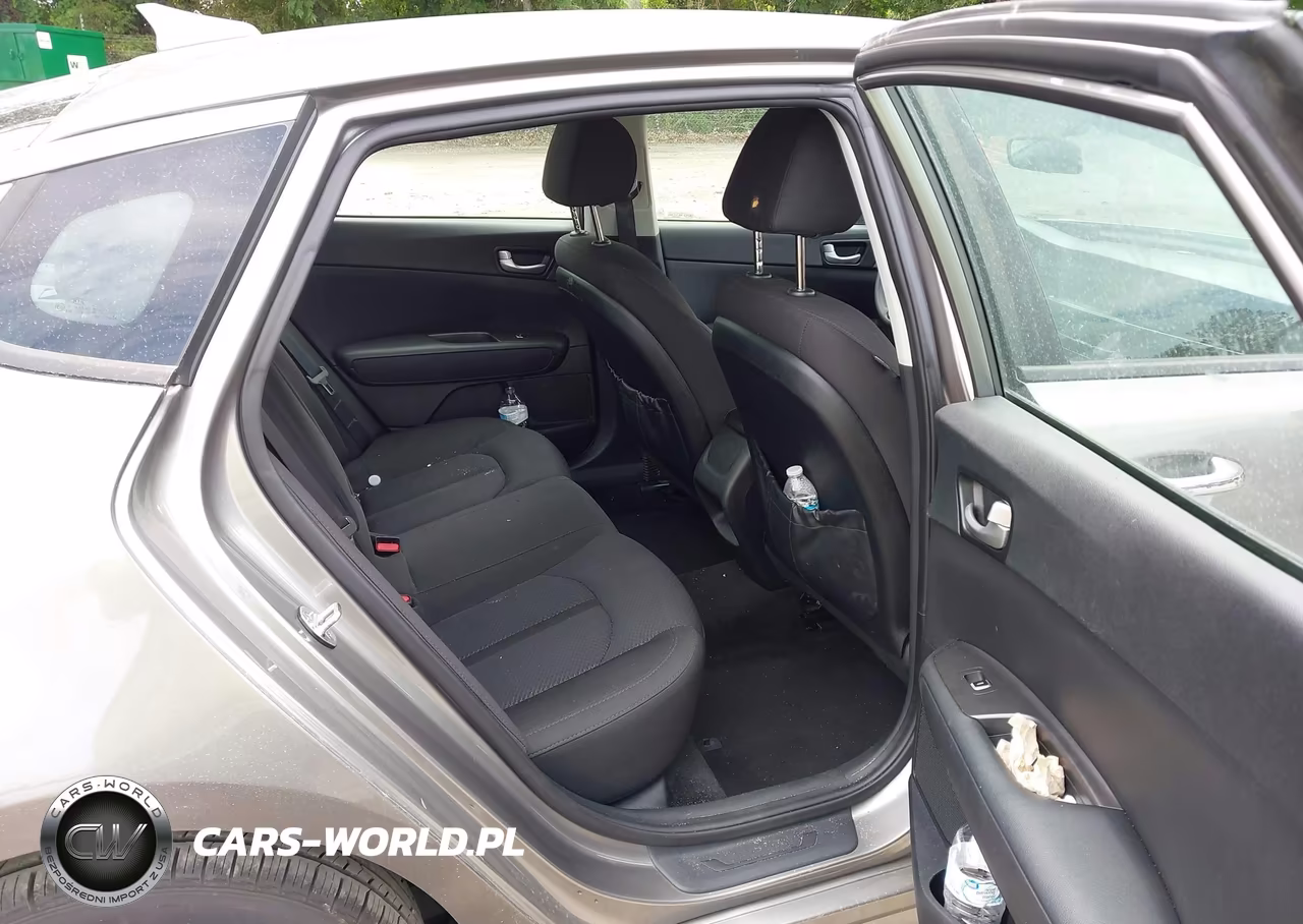 2018 Kia Optima Lx VIN:5XXGT4L38JG232655 - 8