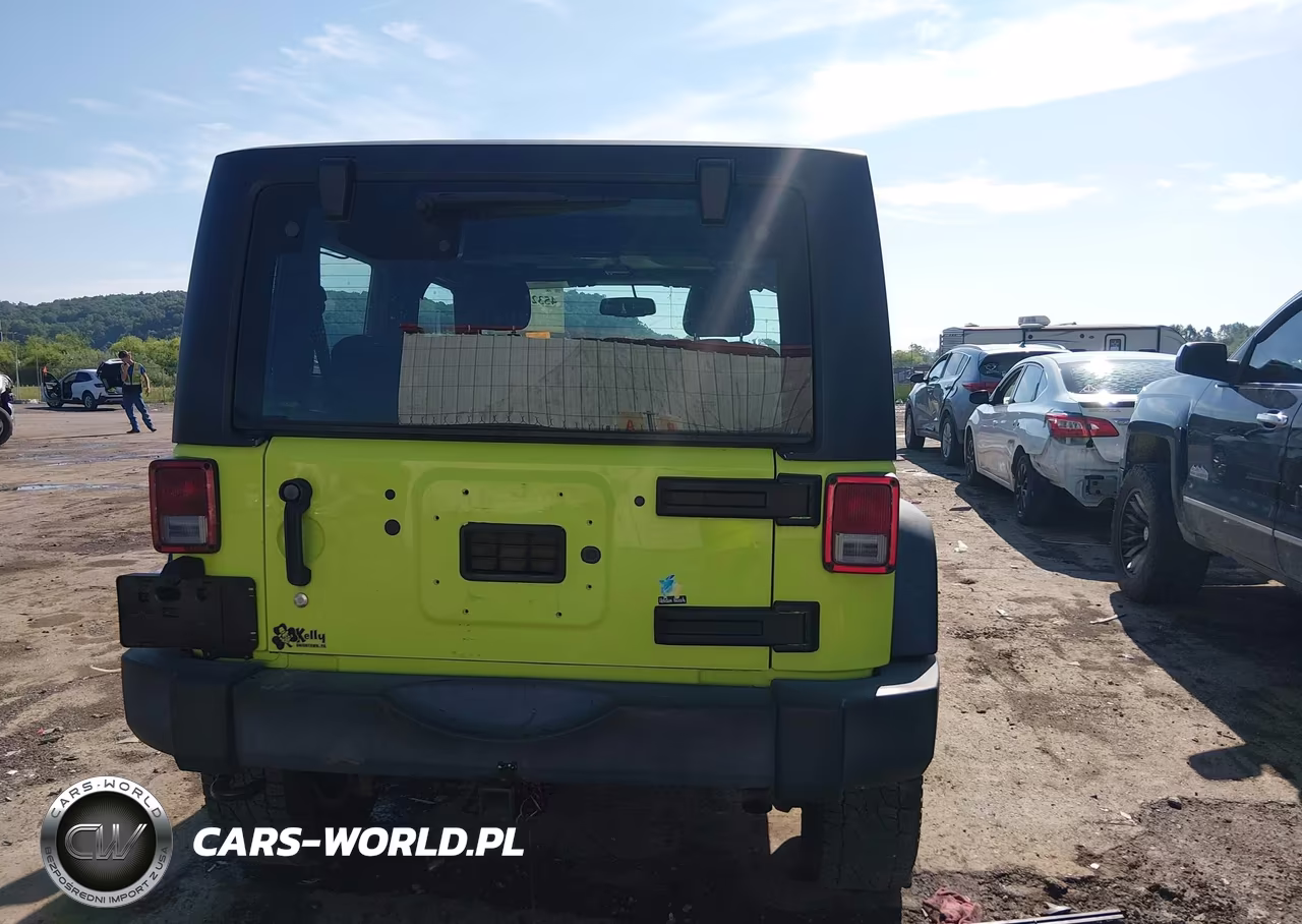 2016 Jeep Wrangler Sport VIN:1C4AJWAG7GL318240 - 17