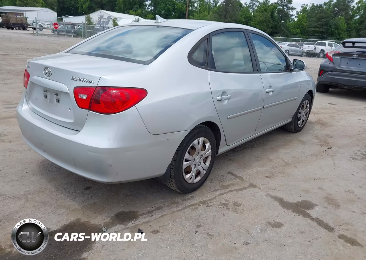 2009 Hyundai Elantra Gls VIN:KMHDU46D29U703656 - 4