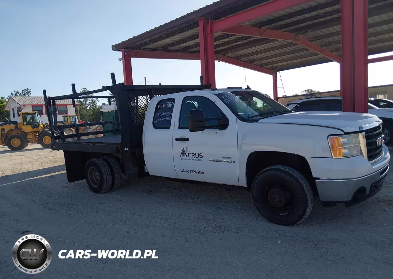 2007 GMC Sierra 3500 Chassis Work Truck VIN:1GDJK396X7E585220 - 13
