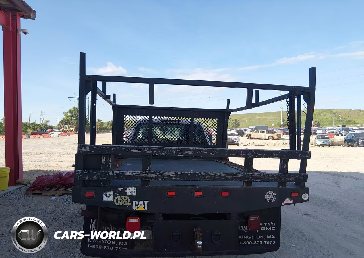 2007 GMC Sierra 3500 Chassis Work Truck VIN:1GDJK396X7E585220 - 6