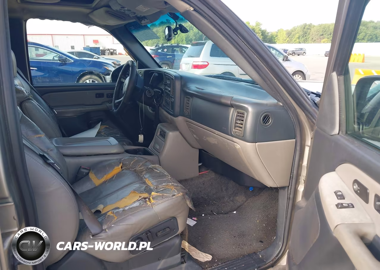 2000 Chevrolet Suburban 1500 Lt VIN:3GNFK16T1YG188781 - 5