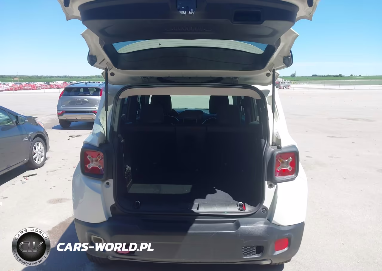 2017 Jeep Renegade Deserthawk 4X4 VIN:ZACCJBCB4HPF73900 - 17