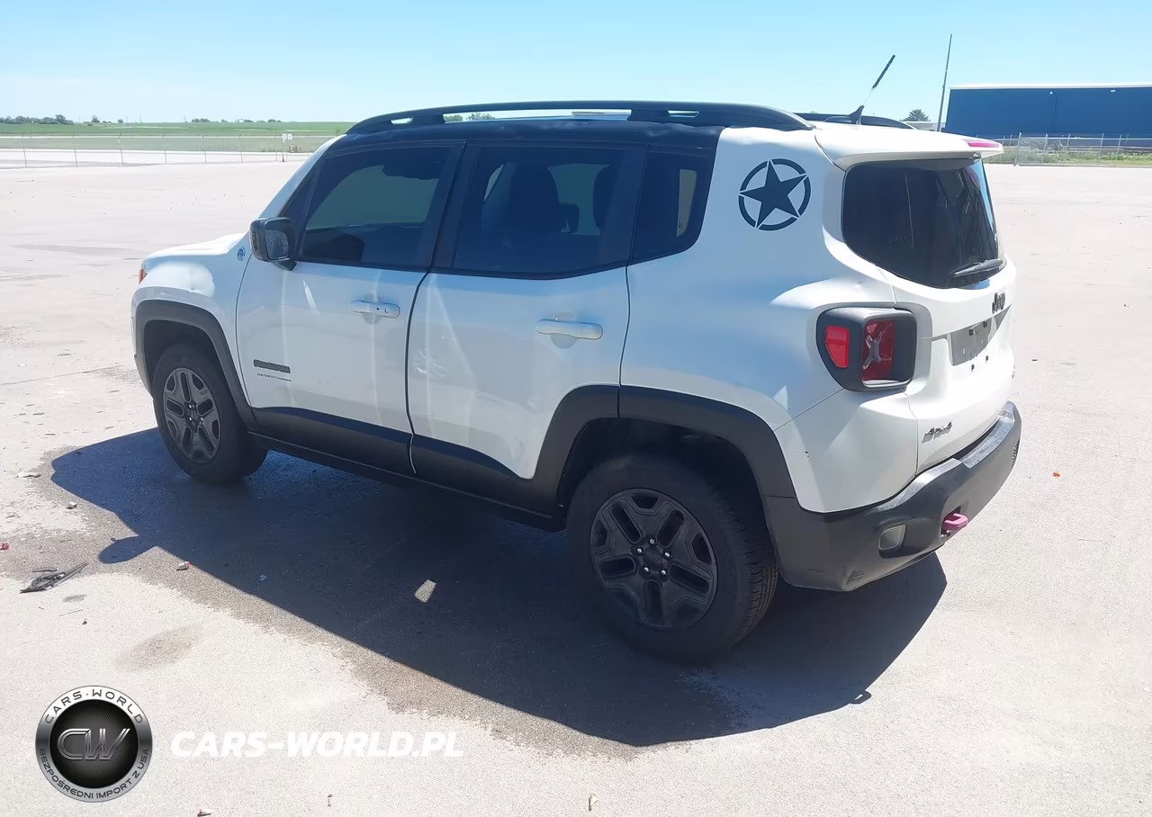 2017 Jeep Renegade Deserthawk 4X4 VIN:ZACCJBCB4HPF73900 - 3