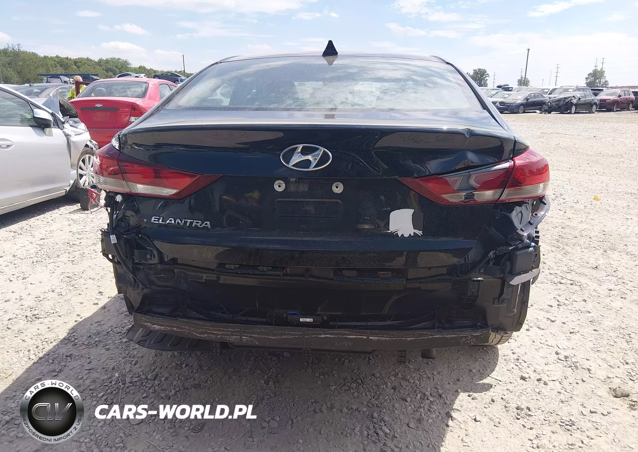 2018 Hyundai Elantra Value Edition VIN:5NPD84LF9JH266848 - 20