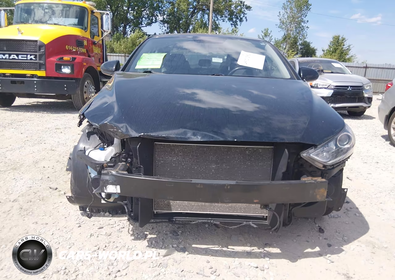 2018 Hyundai Elantra Value Edition VIN:5NPD84LF9JH266848 - 6