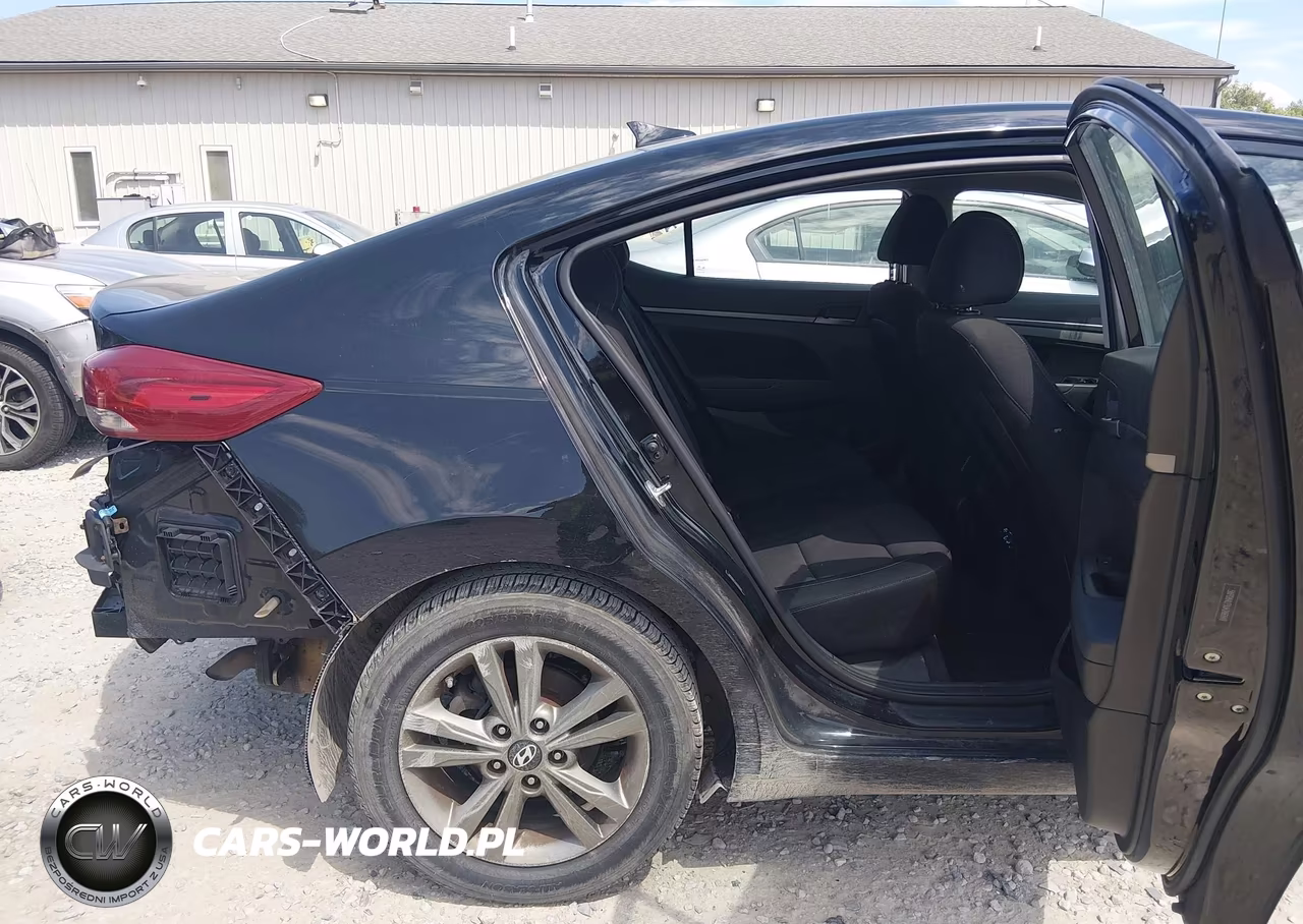 2018 Hyundai Elantra Value Edition VIN:5NPD84LF9JH266848 - 8
