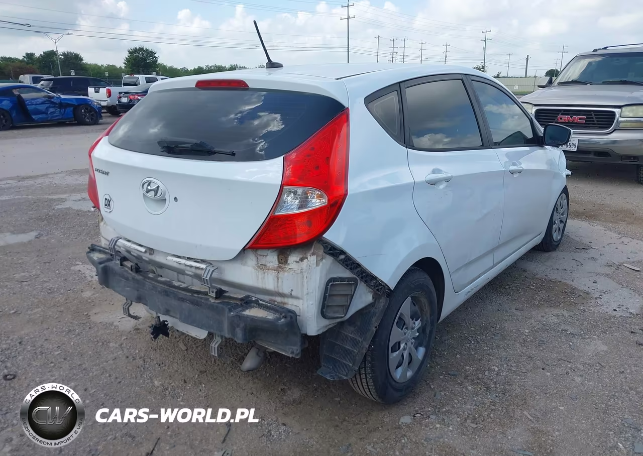 2017 Hyundai Accent Se VIN:KMHCT5AE2HU324952 - 4