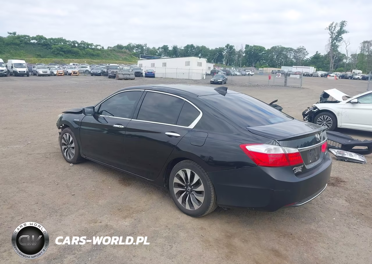 2015 Honda Accord Hybrid Ex-L VIN:1HGCR6F5XFA008569 - 3