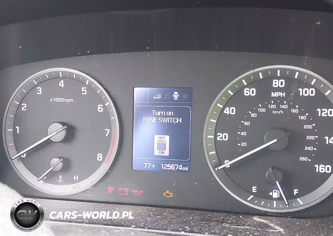 2016 Hyundai Sonata Sport VIN:5NPE34AF1GH352203 - 15