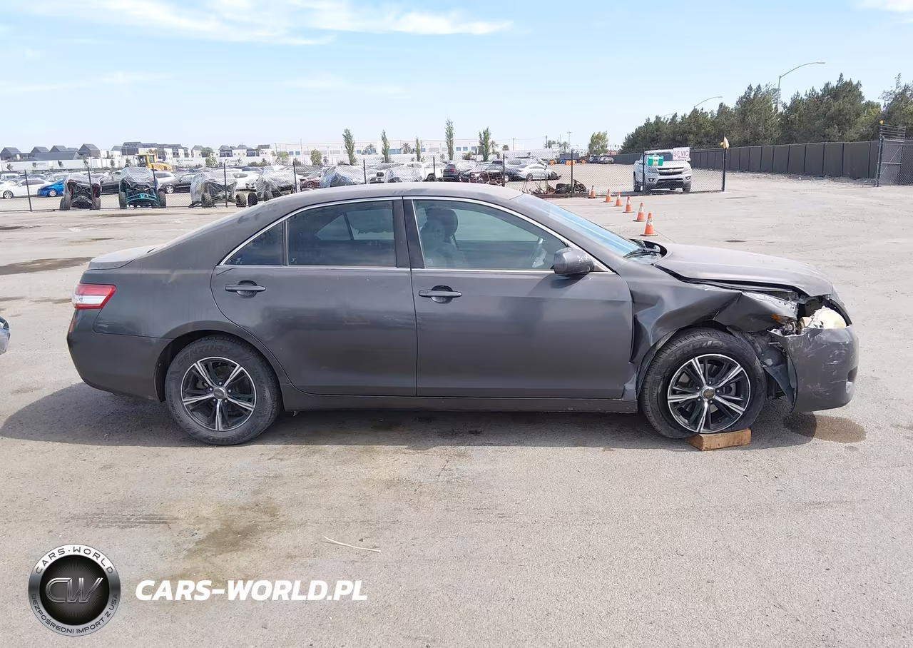 2011 Toyota Camry Le VIN:4T1BF3EK9BU160016 - 15